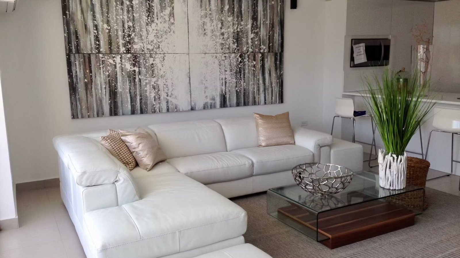 imgi_25_001240_f4331bb9de94448b904bffba991b3055~mv2