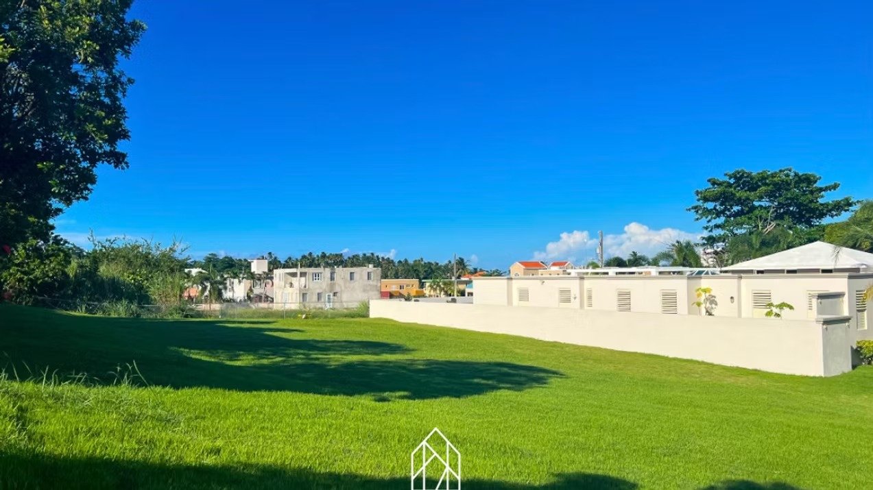 imgi_26_001240_accf0c888b1a4bcfb18b9efc163a6b7e~mv2