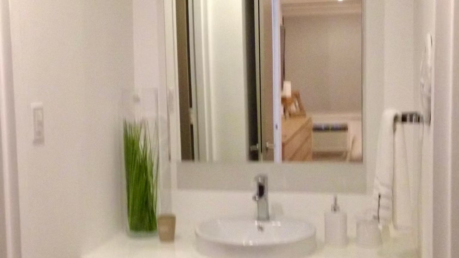 imgi_33_001240_da8eba5889e548bbb7d6c190a5508f3a~mv2