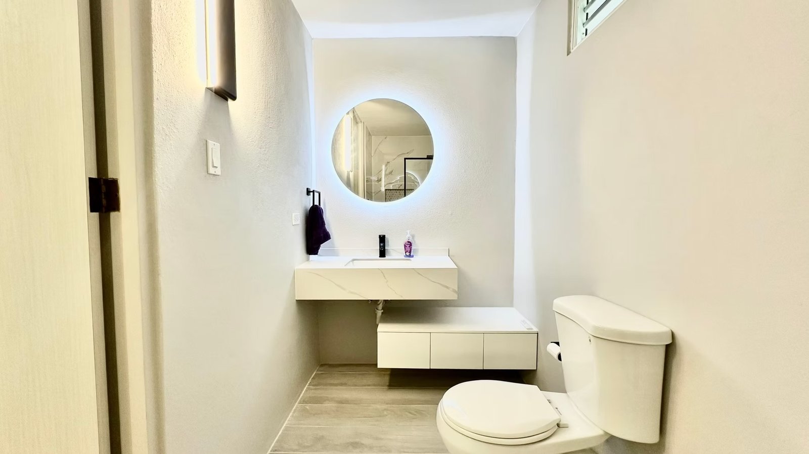 imgi_63_001240_b5eb299f40e34aa791c9408c879bdbd9~mv2