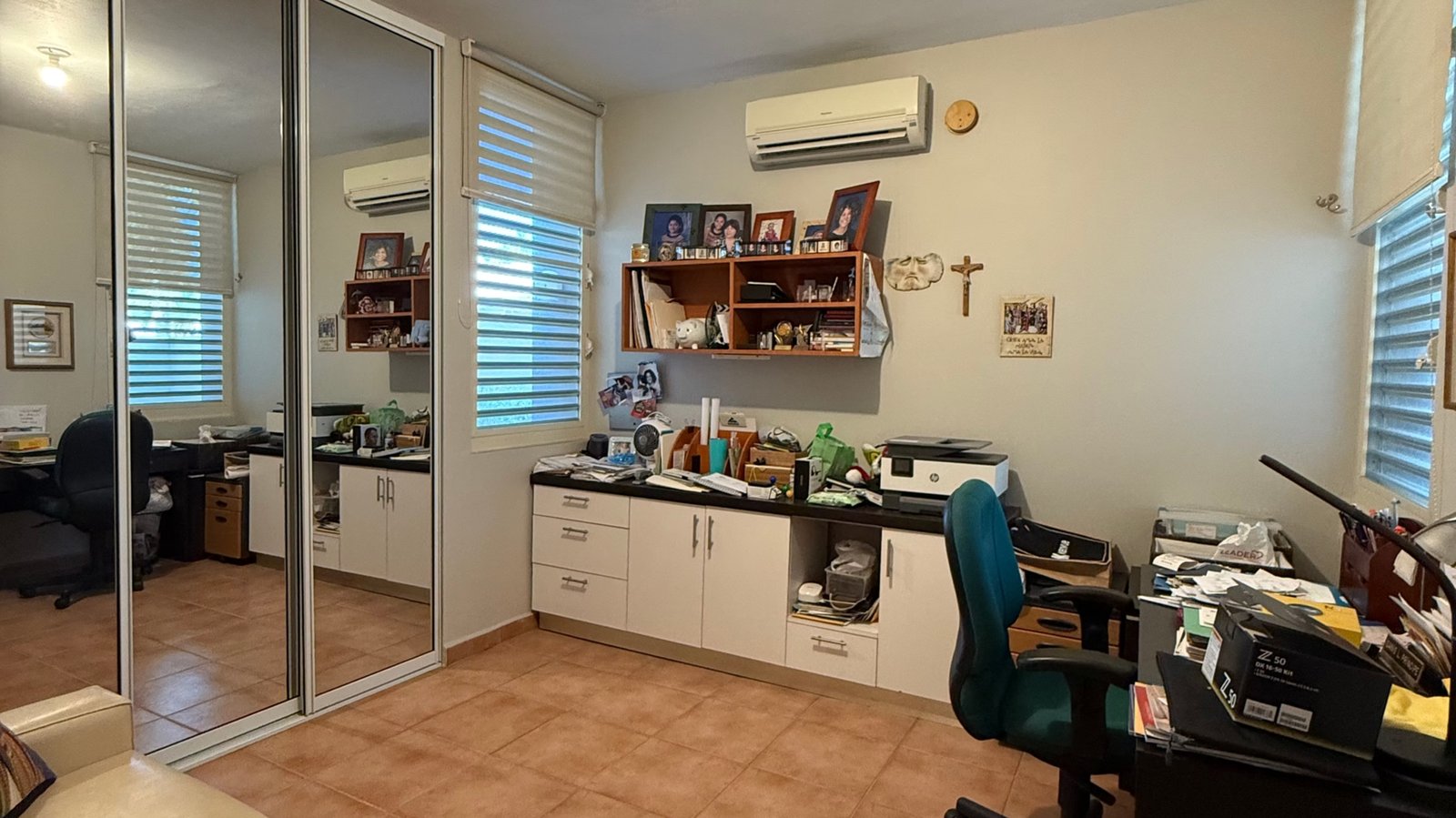 imgi_75_001240_d2ae957322e040f78be0689f4bae5a9c~mv2