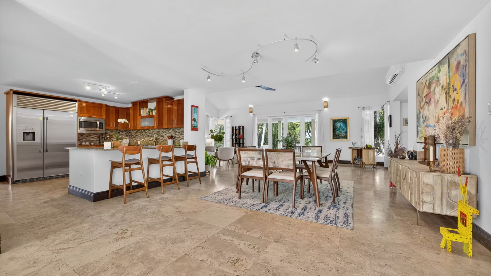 imgi_76_001240_0115f6464d034493a8e67af4c029b873~mv2