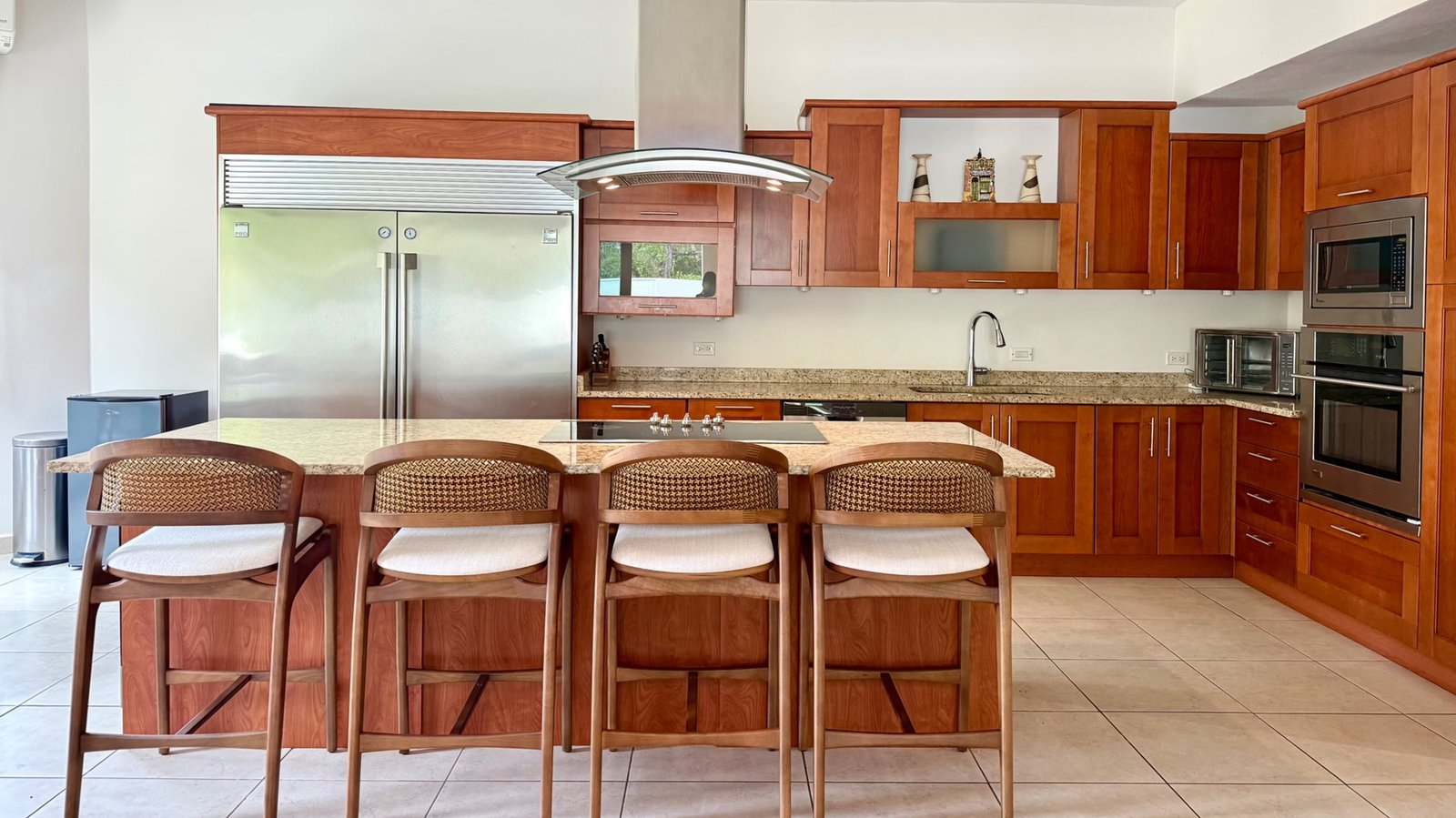 imgi_80_001240_6dfc75fee2f3481f90b50bc132d16d4e~mv2